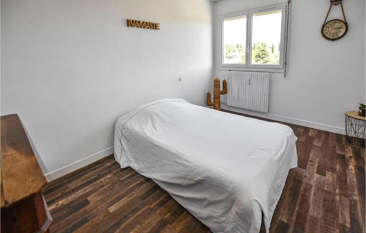 Nice Apartment In Carpentras With Wifi